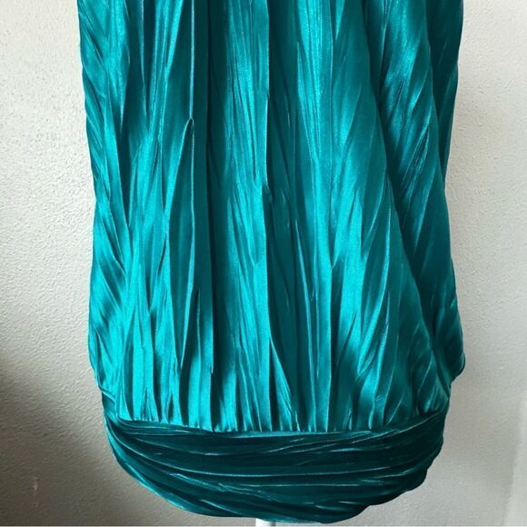IZ Byer Sleeveless Tank Top Disco Turquoise Blue Chiffon SZ S - Picture 6 of 13